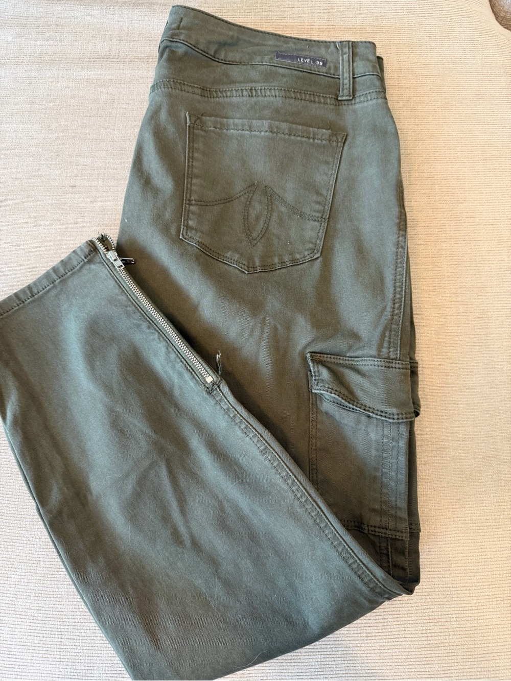 LEVEL 99 Olive Green Cargo Pants size 32